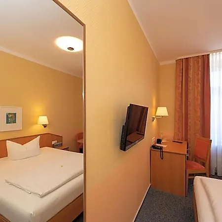 Europa 3*