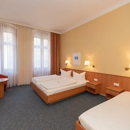 Europa Hotel 3*